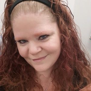 Meet your Posher, Anissa